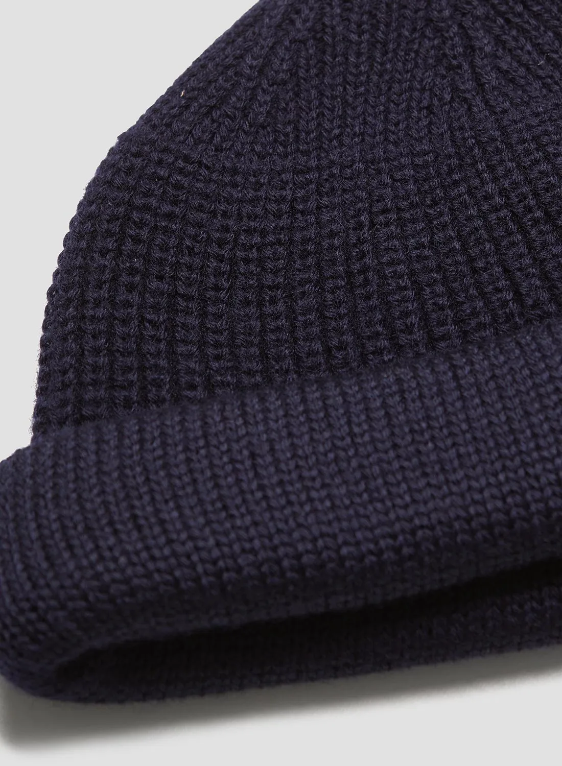 Beanie Wool in Navy