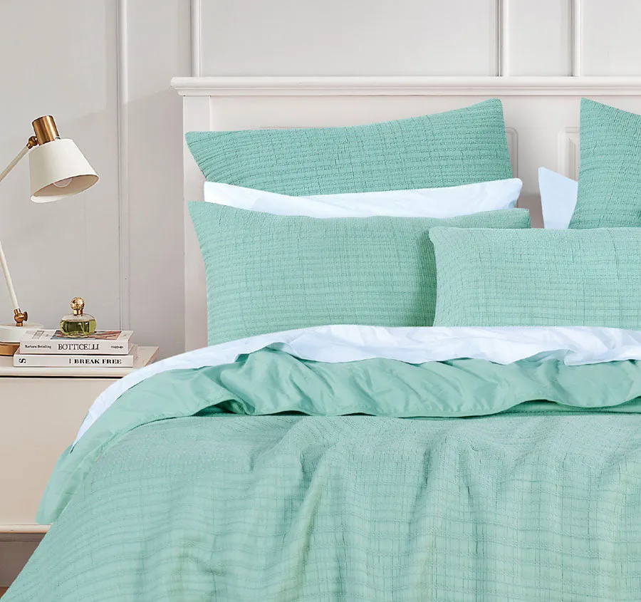 Cressida Coverlet Set Range Sage