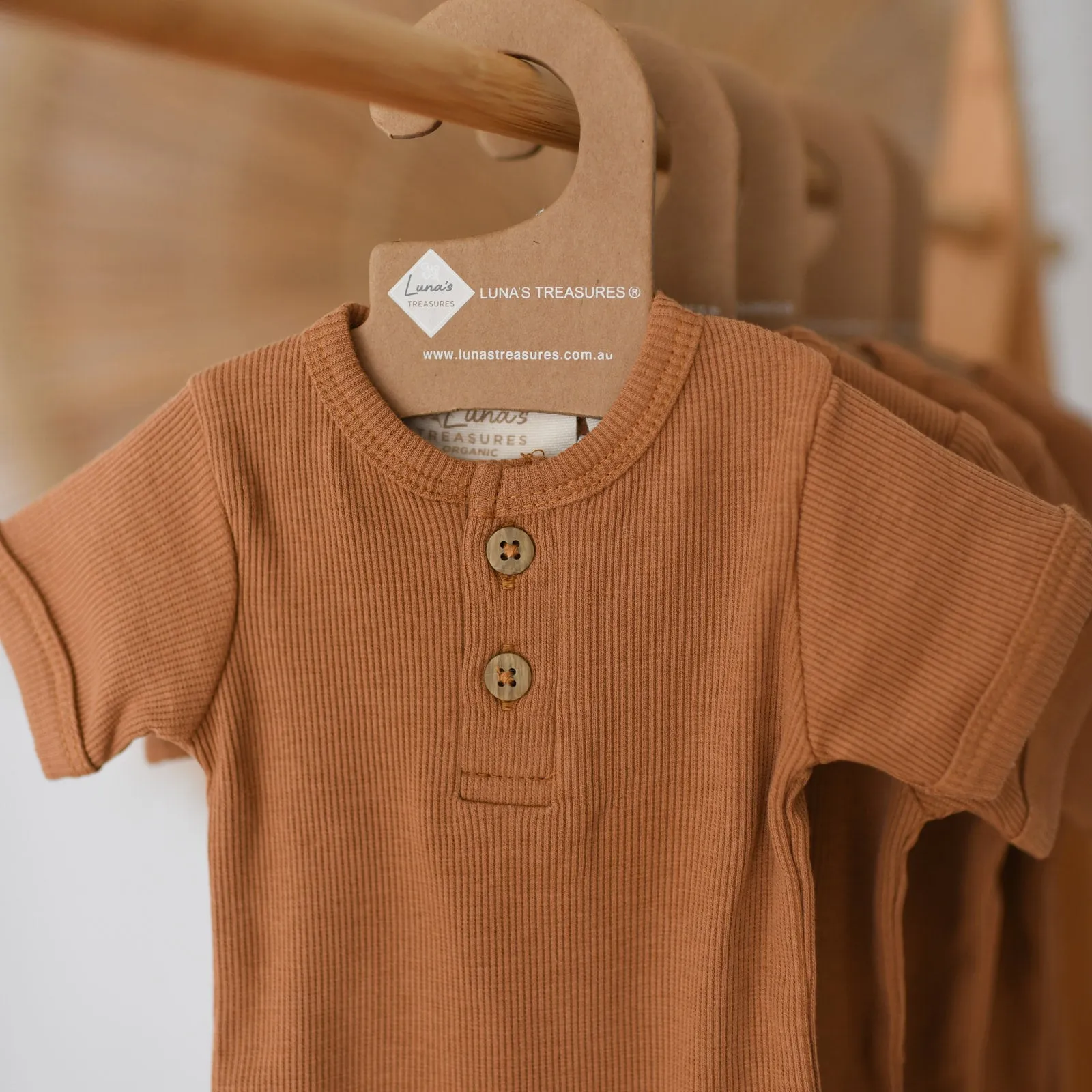 DESERT BRONZE short sleeve organic cotton bodysuit