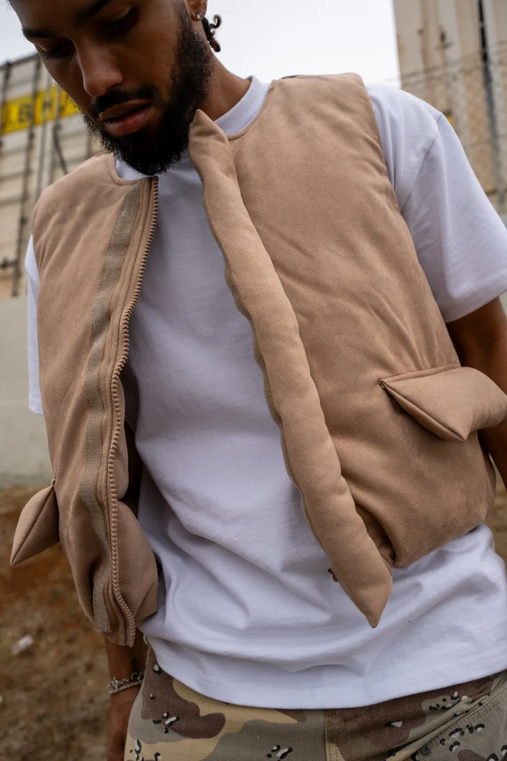 EPTM SUEDE BUBBLE VEST-TAN